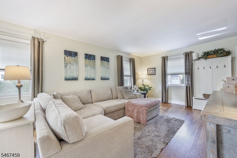 124 Rhoda Avenue Nutley NJ 07110