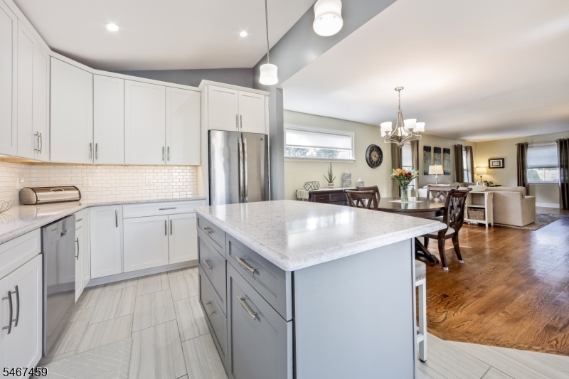 124 Rhoda Avenue Nutley NJ 07110