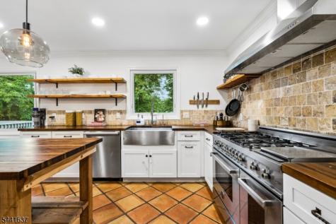 6 Powell Drive West Orange NJ 07052
