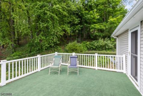 14 Parkwood Road Roxbury NJ 07876