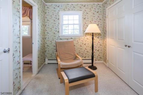 14 Parkwood Road Roxbury NJ 07876
