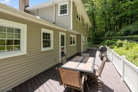 14 Parkwood Road Roxbury NJ 07876