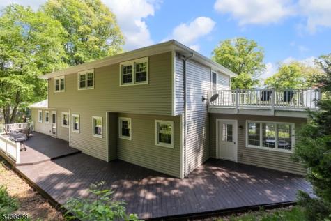 14 Parkwood Road Roxbury NJ 07876