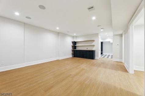 25 Beverly Road Madison NJ 07940