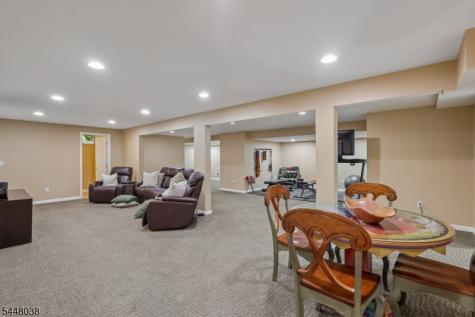 9 Sandpiper Court Montgomery NJ 08558