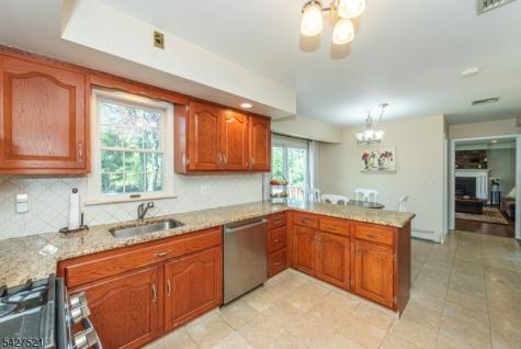 277 Long Meadow Road Kinnelon NJ 07405