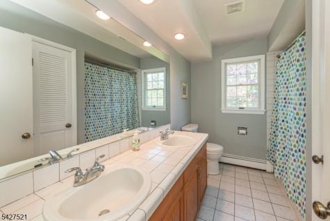 277 Long Meadow Road Kinnelon NJ 07405