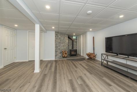 277 Long Meadow Road Kinnelon NJ 07405