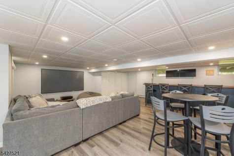 277 Long Meadow Road Kinnelon NJ 07405