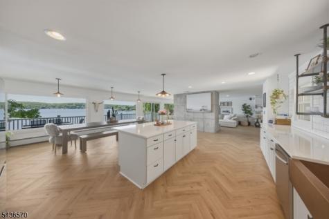 40 Ithanell Road Hopatcong NJ 07843