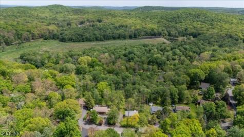 47 Winding Way Byram NJ 07821