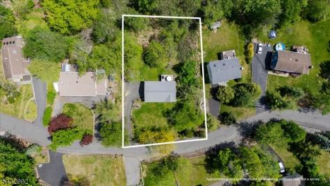 47 Winding Way Byram NJ 07821