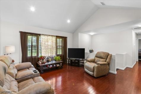 47 Winding Way Byram NJ 07821