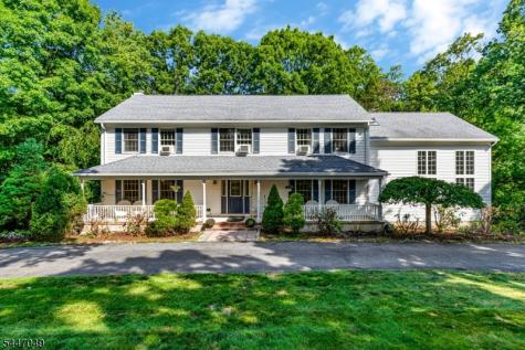4 Peter Drive Allamuchy NJ 07840