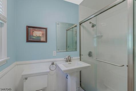 4 Peter Drive Allamuchy NJ 07840