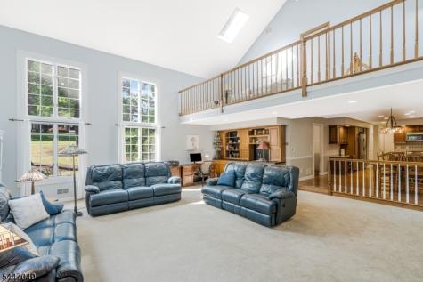 4 Peter Drive Allamuchy NJ 07840