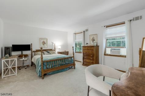 4 Peter Drive Allamuchy NJ 07840