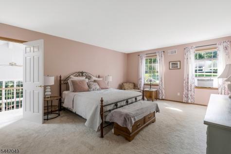 4 Peter Drive Allamuchy NJ 07840
