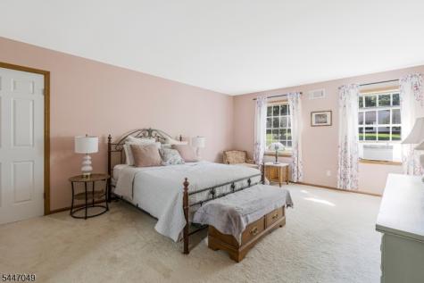 4 Peter Drive Allamuchy NJ 07840