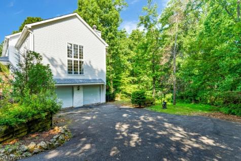 4 Peter Drive Allamuchy NJ 07840