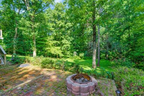 4 Peter Drive Allamuchy NJ 07840