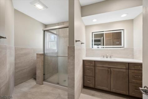 11 Oakdale Road Parsippany-troy Hills NJ 07834