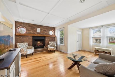11 Oakdale Road Parsippany-troy Hills NJ 07834