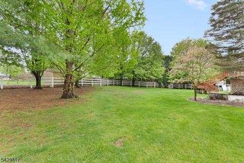 7 Sykes Gap Oxford NJ 07863