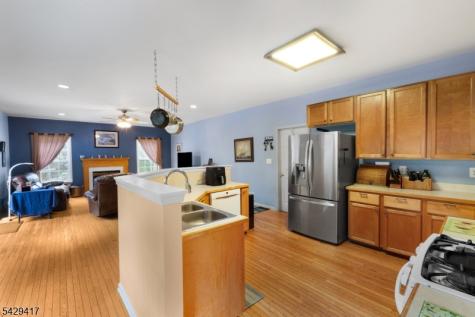 7 Sykes Gap Oxford NJ 07863