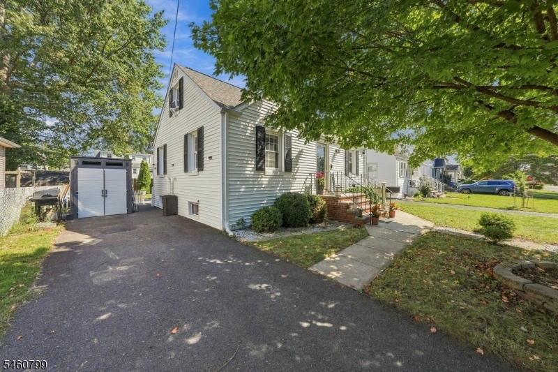 212 Stephenson Avenue Middlesex NJ 08846