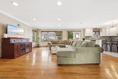 16 Arlington Boulevard North Arlington NJ 07031