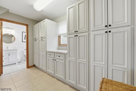 16 Arlington Boulevard North Arlington NJ 07031