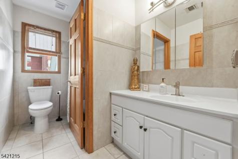 16 Arlington Boulevard North Arlington NJ 07031