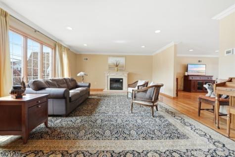 16 Arlington Boulevard North Arlington NJ 07031