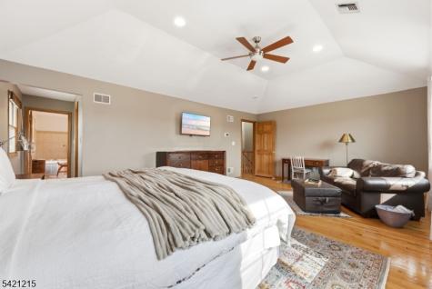 16 Arlington Boulevard North Arlington NJ 07031