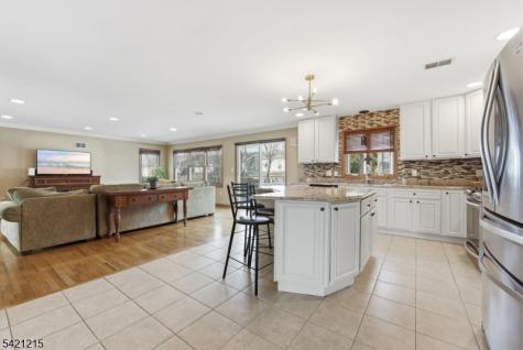 16 Arlington Boulevard North Arlington NJ 07031