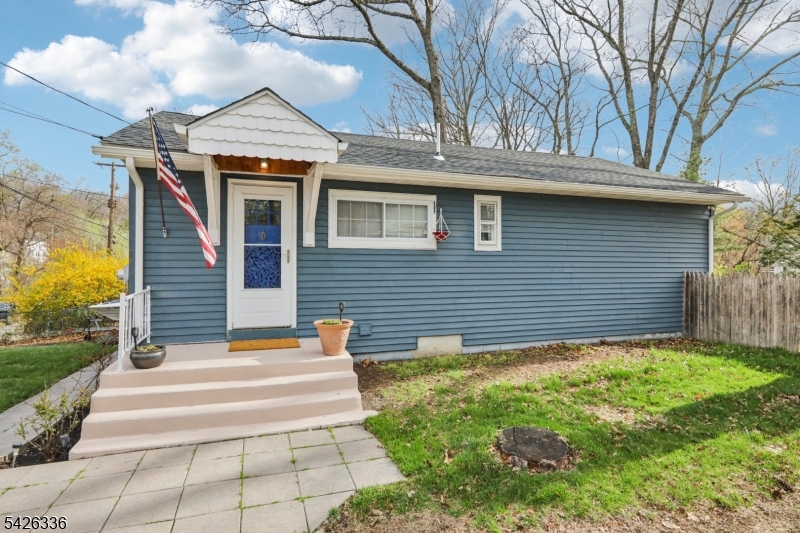 47 Broadway Hopatcong NJ 07843