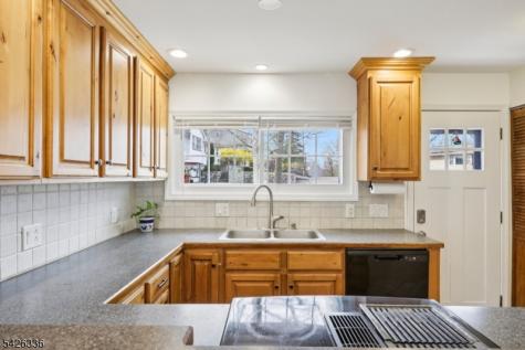 47 Broadway Hopatcong NJ 07843