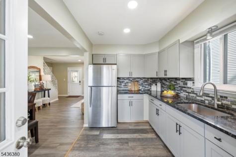 298 Fairway Avenue Belleville NJ 07109
