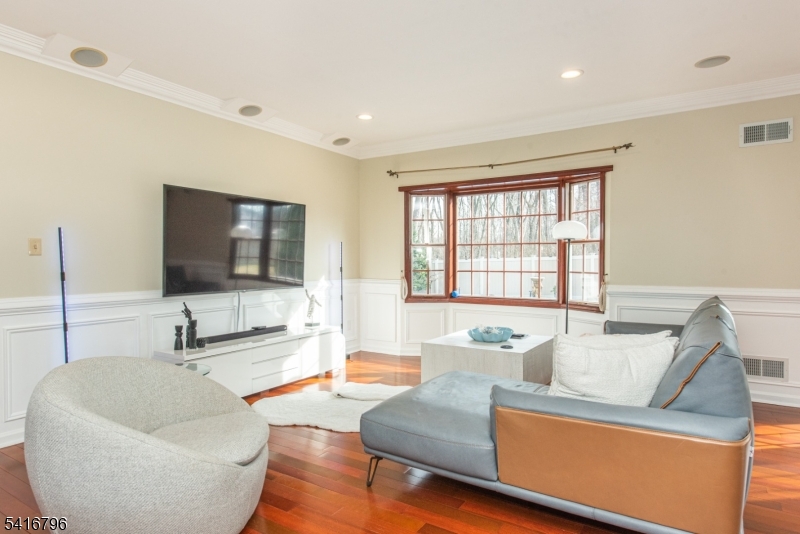 35 Waughaw Road Montville NJ 07082