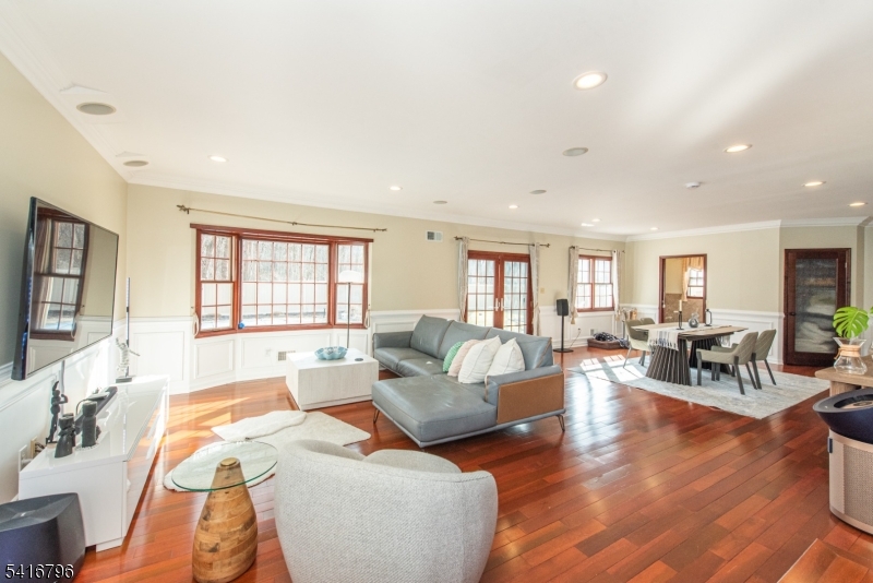35 Waughaw Road Montville NJ 07082