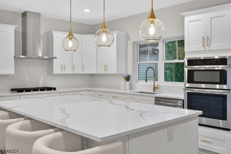 43 Oakwood Avenue Livingston NJ 07039