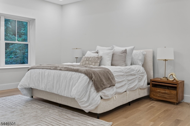 43 Oakwood Avenue Livingston NJ 07039