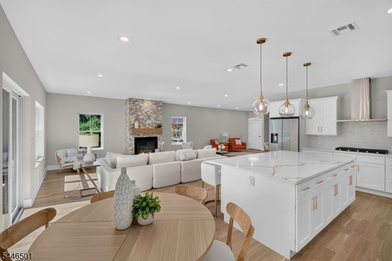 43 Oakwood Avenue Livingston NJ 07039