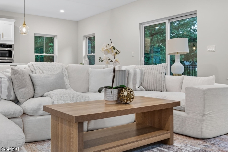 43 Oakwood Avenue Livingston NJ 07039