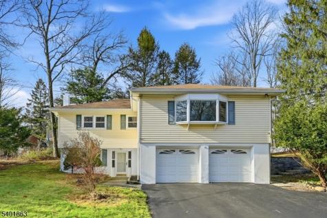 4 Rainbow Trail Vernon NJ 07422