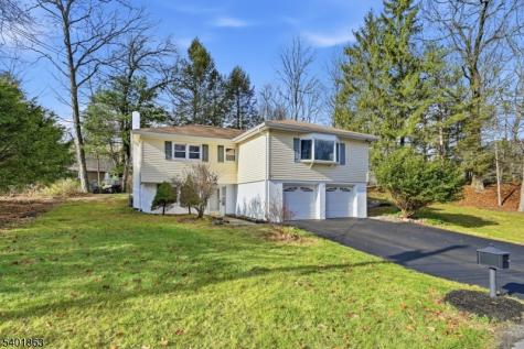 4 Rainbow Trail Vernon NJ 07422