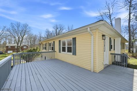 4 Rainbow Trail Vernon NJ 07422