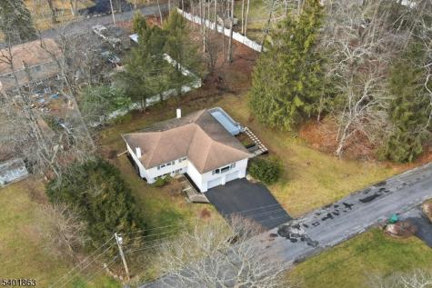 4 Rainbow Trail Vernon NJ 07422