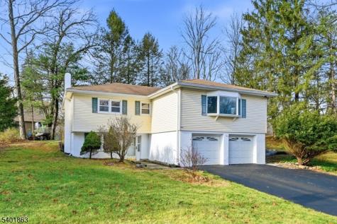 4 Rainbow Trail Vernon NJ 07422